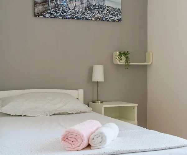Anika Apartman