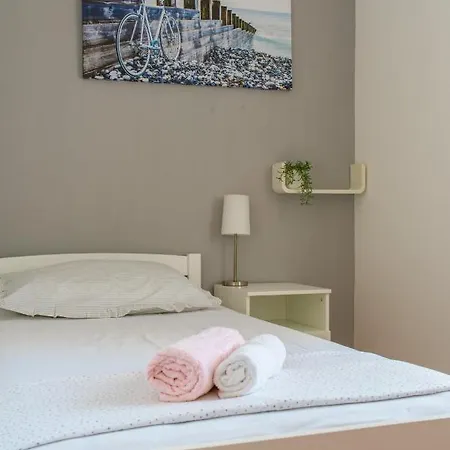 Anika Apartment